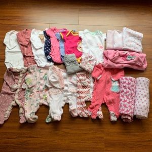Newborn 0-3M Baby Girl Bundle lot of clothes No.1